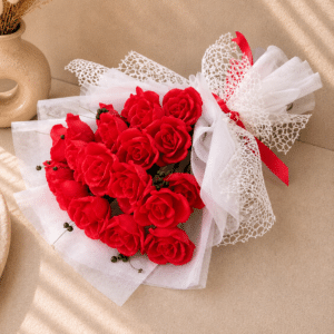 Buchet cu 19 Trandafiri Roșii din Hârtie – Cadou Special