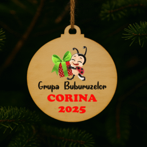 Alternative view of Glob lemn personalizat nume, Grupa Buburuzelor