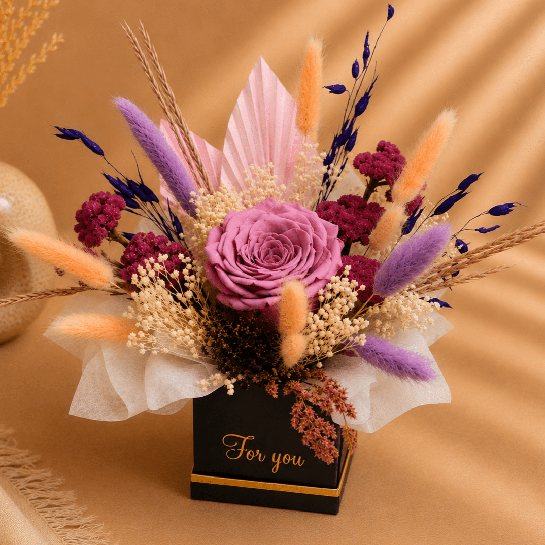 Aranjament Floral Trandafir Criogenat Lila