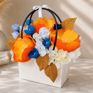 Aranjament Floral cu Bujori Somon în Cutie Tip Poșetă – Flori din Hârtie
