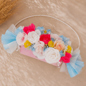 Aranjament Floral Model Candy Roz Pastel – Flori din Hârtie