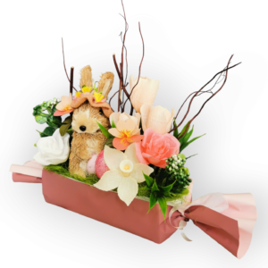 Aranjament floral model Paste Iepuras