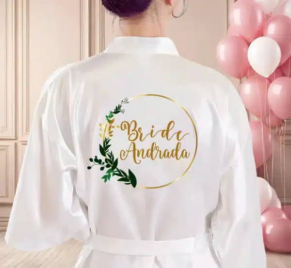 Halat Bride, Personalizat