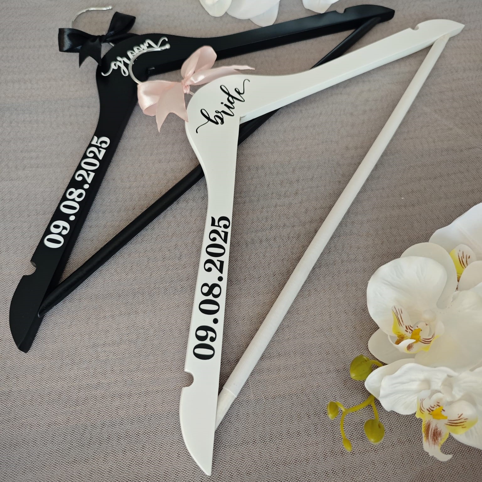 Set umerase personalizate nunta, Groom/Bride Alb/Negru - imagine 4