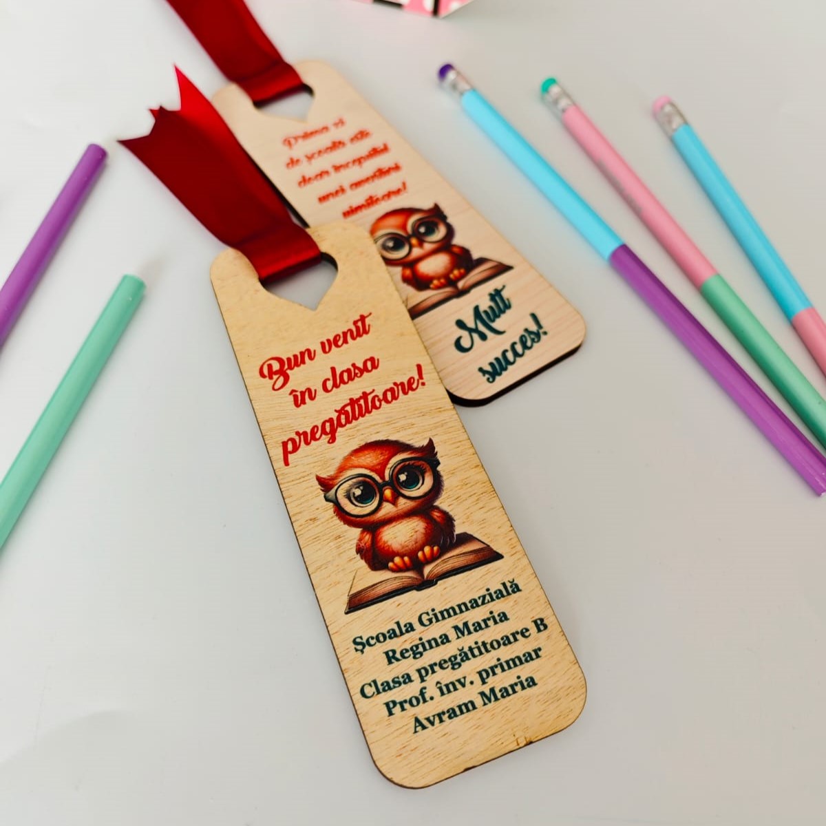 Semn carte lemn personalizat Prima zi de scoala Bufnita - imagine 3